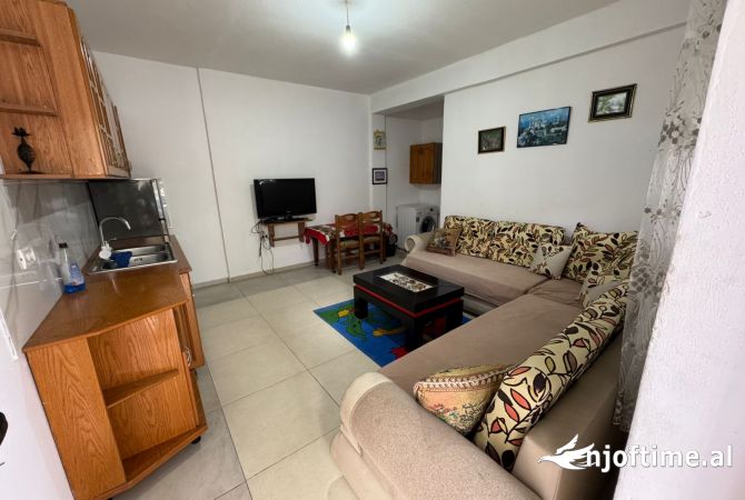 Shtepi me qera 1+1 ne Tirane - 350 Euro