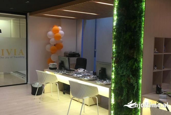 Ambient biznesi me qera 3+1 ne Tirane - 1,400 Euro