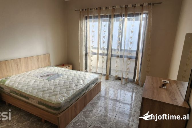Shtepi me qera 1+1 ne Tirane - 45,000 Leke