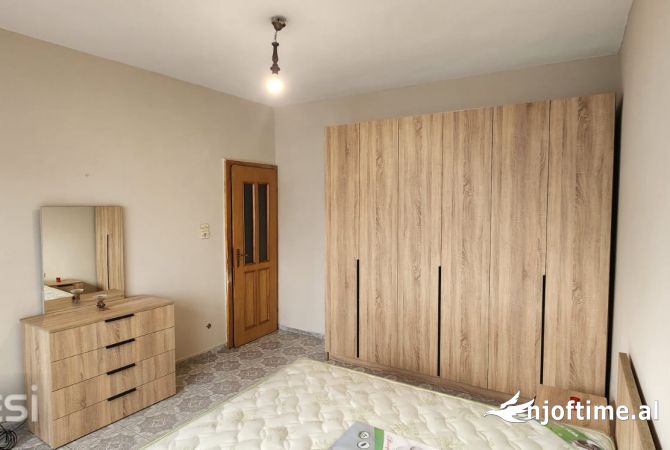 Shtepi me qera 1+1 ne Tirane - 45,000 Leke