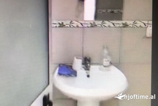 Ambient biznesi me qera 3+1 ne Tirane - 800 Euro