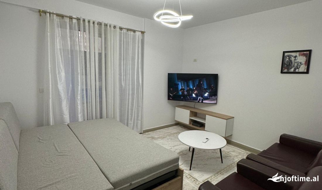 Shtepi me qera Apartament ne Tirane, 2+1, Mobilimi E mobiluar, Pagesa 480  Euro.