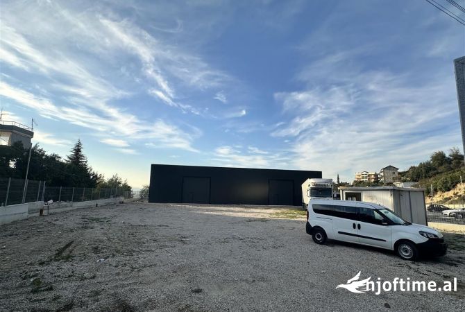 Ambient biznesi me qera 4+1 ne Tirane - 3,000 Euro