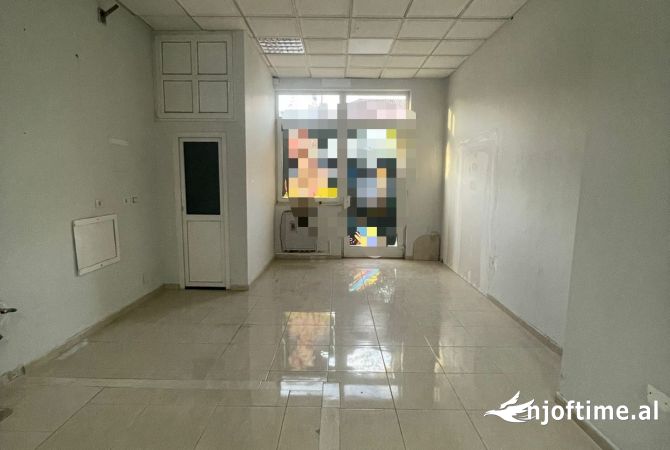 Ambient biznesi me qera 1+1 ne Tirane - 700 Euro