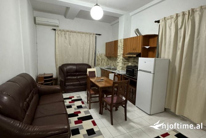 Shtepi me qera 1+1 ne Tirane - 500 Euro