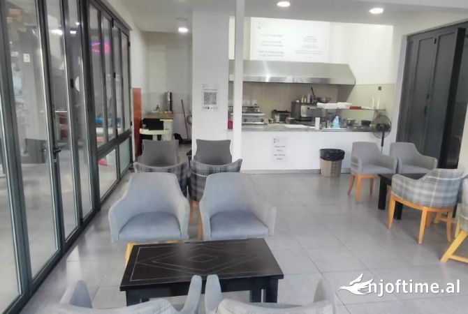 Ambient biznesi me qera 1+1 ne Tirane - 600 Euro