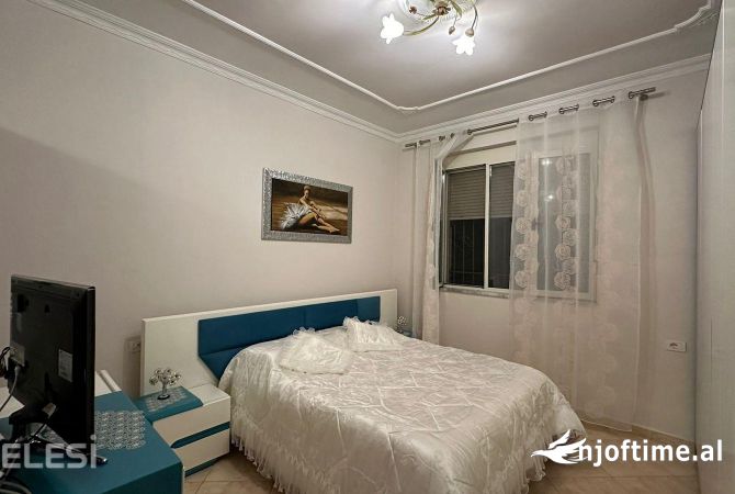 Shtepi me qera 1+1 ne Tirane - 380 Euro