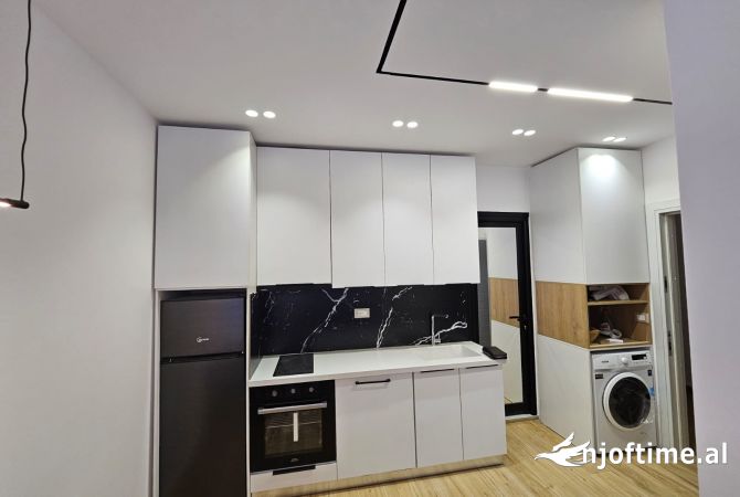 Shtepi me qera 2+1 ne Tirane - 600 Euro