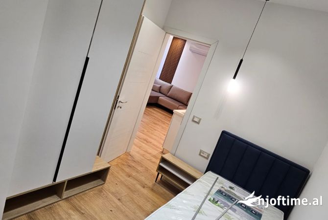 Shtepi me qera Apartament ne Tirane, 2+1, Mobilimi E mobiluar, Pagesa 600  Euro.