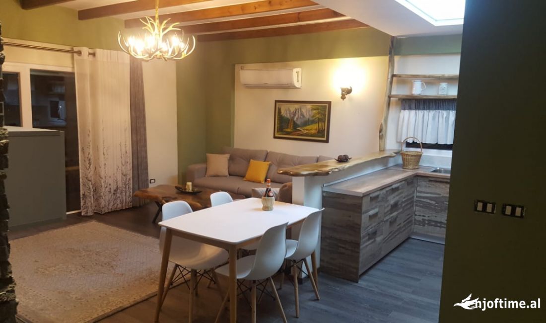 Shtepi me qera Apartament ne Tirane, 2+1, Mobilimi E mobiluar, Pagesa 680  Euro.