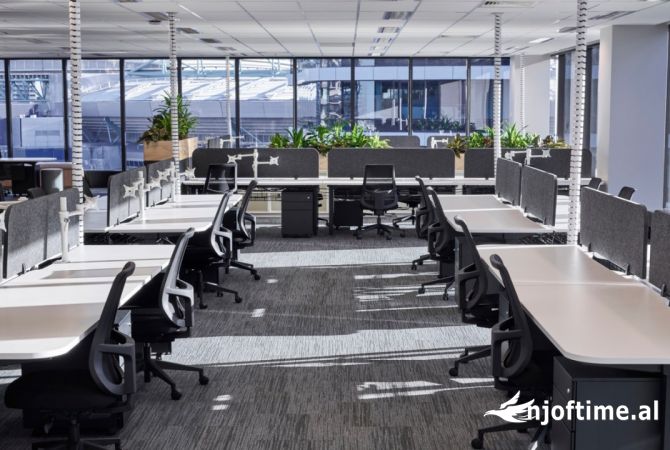 Ambient biznesi me qera 3+1 ne Tirane - 3,500 Euro