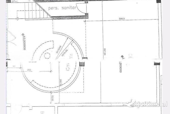 Ambient biznesi me qera 3+1 ne Tirane - 5,000 Euro