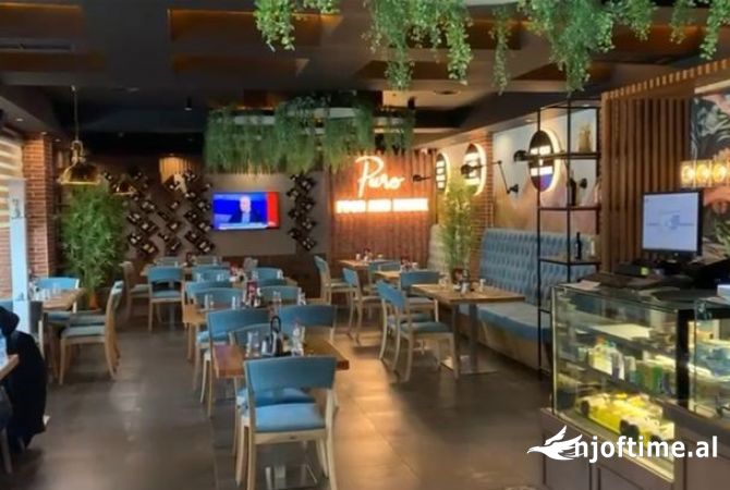 Ambient biznesi me qera 2+1 ne Tirane - 1,500 Euro