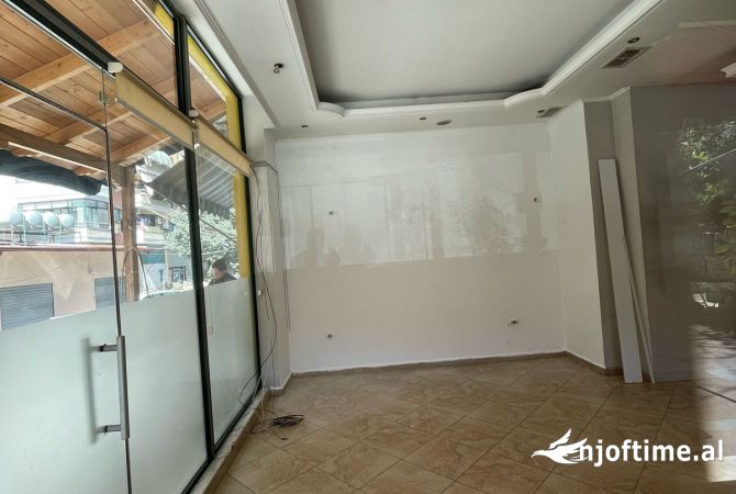 Ambient biznesi me qera 1+1 ne Tirane - 500 Euro