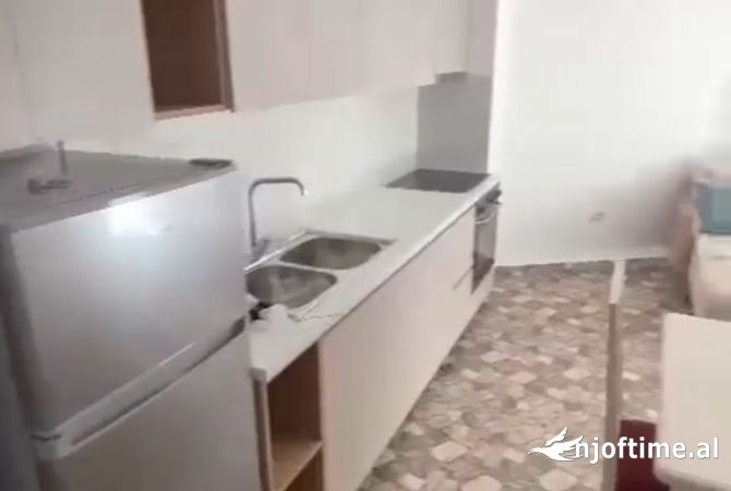 Shtepi ne shitje 1+1 ne Tirane - 77,000 Euro