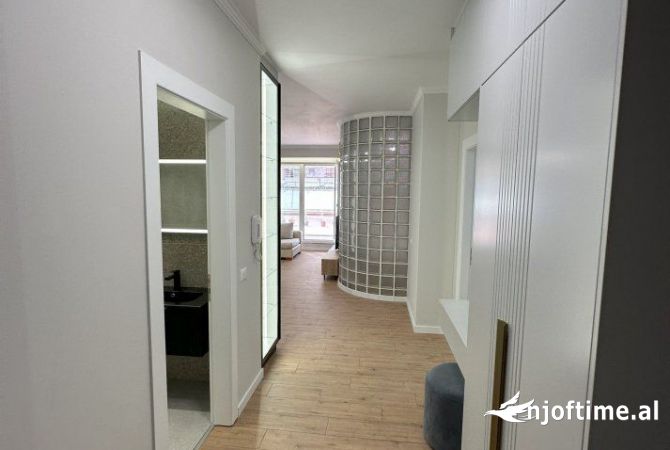 Casa in affitto 2+1 a Tirana - 1,000 Euro