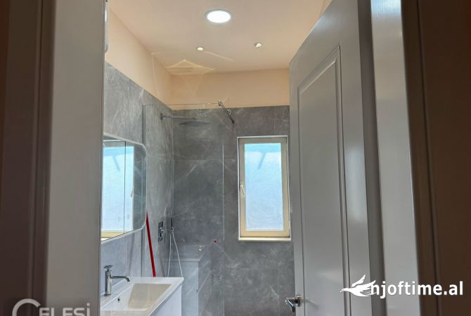 Shtepi me qera Apartament ne Tirane, 1+1, Mobilimi E mobiluar, Pagesa 60,000  Leke.