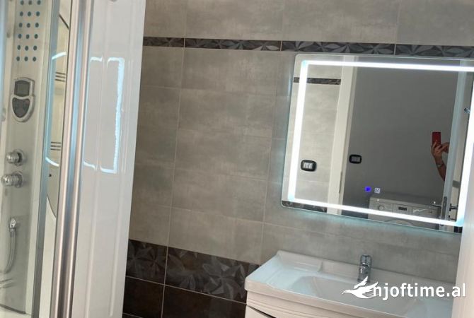 Shtepi me qera Apartament ne Tirane, 2+1, Mobilimi E mobiluar, Pagesa 500  Euro.