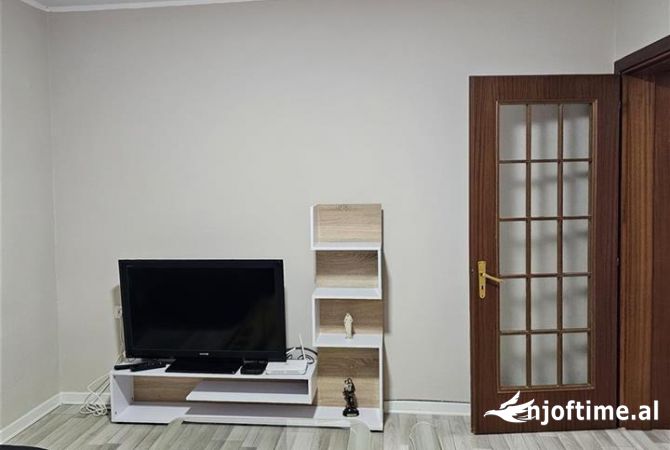 Shtepi me qera 2+1 ne Tirane - 500 Euro