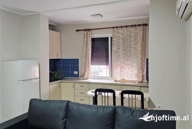 Shtepi me qera 2+1 ne Tirane - 500 Euro