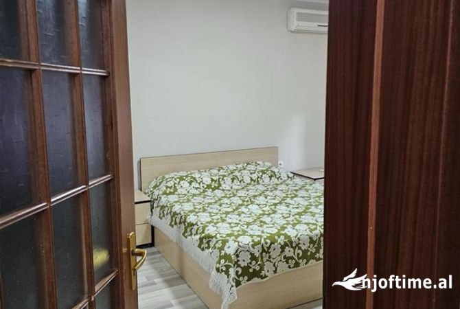 Shtepi me qera 2+1 ne Tirane - 500 Euro