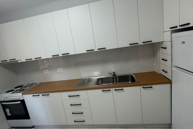 Shtepi me qera 1+1 ne Tirane - 500 Euro