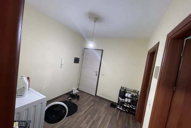 Shtepi me qera Apartament ne Tirane, 1+1, Mobilimi E mobiluar, Pagesa 55,000  Leke.