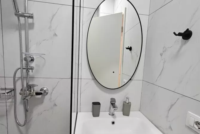 Shtepi ne shitje Apartament ne Tirane, Garsoniere, Mobilimi E mobiluar, Pagesa 99,000  Euro.