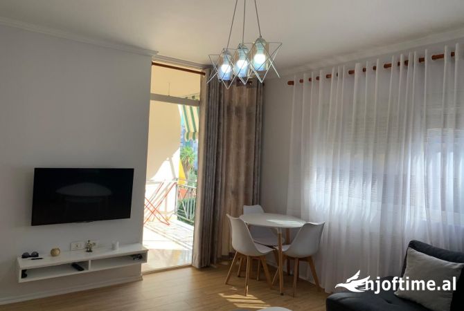 Shtepi me qera 1+1 ne Tirane - 600 Euro