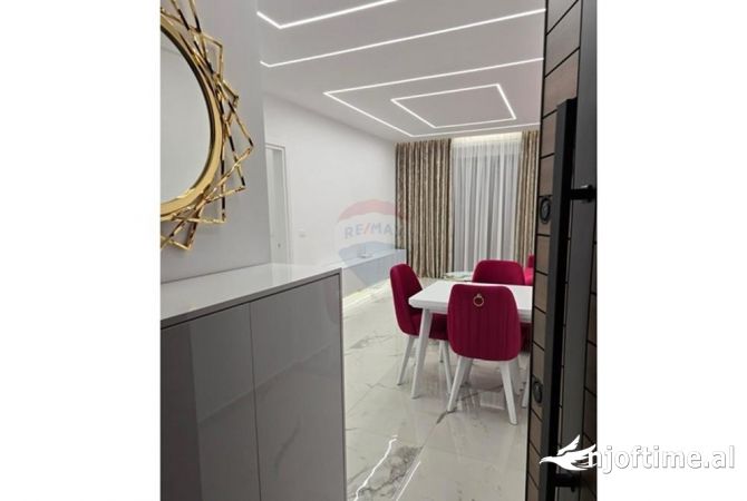 Shtepi me qera 1+1 ne Tirane - 650 Euro