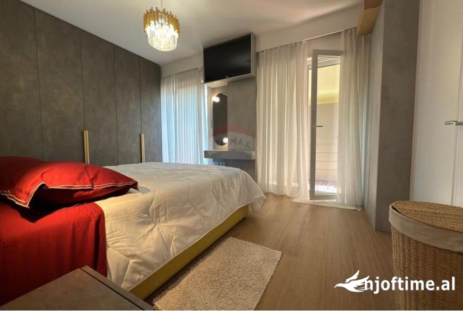 Shtepi me qera 2+1 ne Tirane - 1,100 Euro