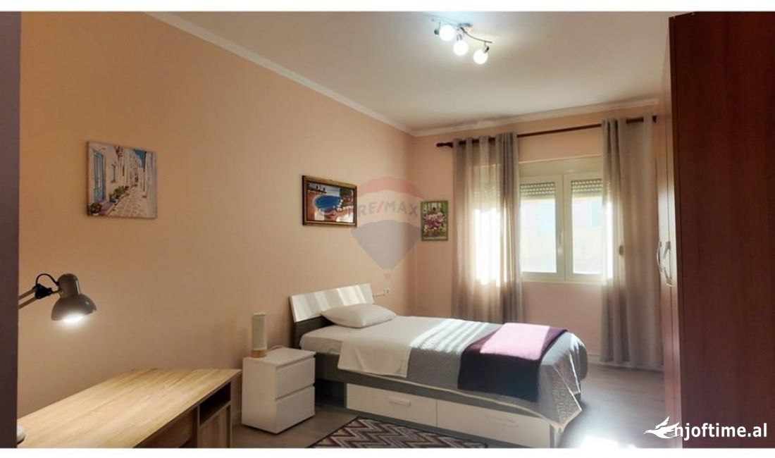 Shtepi me qera Apartament ne Tirane, 2+1, Mobilimi E mobiluar, Pagesa 750  Euro.