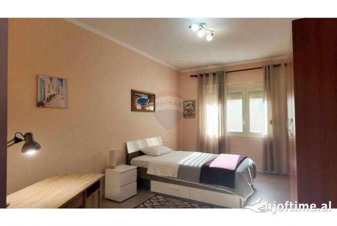 Shtepi me qera 2+1 ne Tirane - 750 Euro