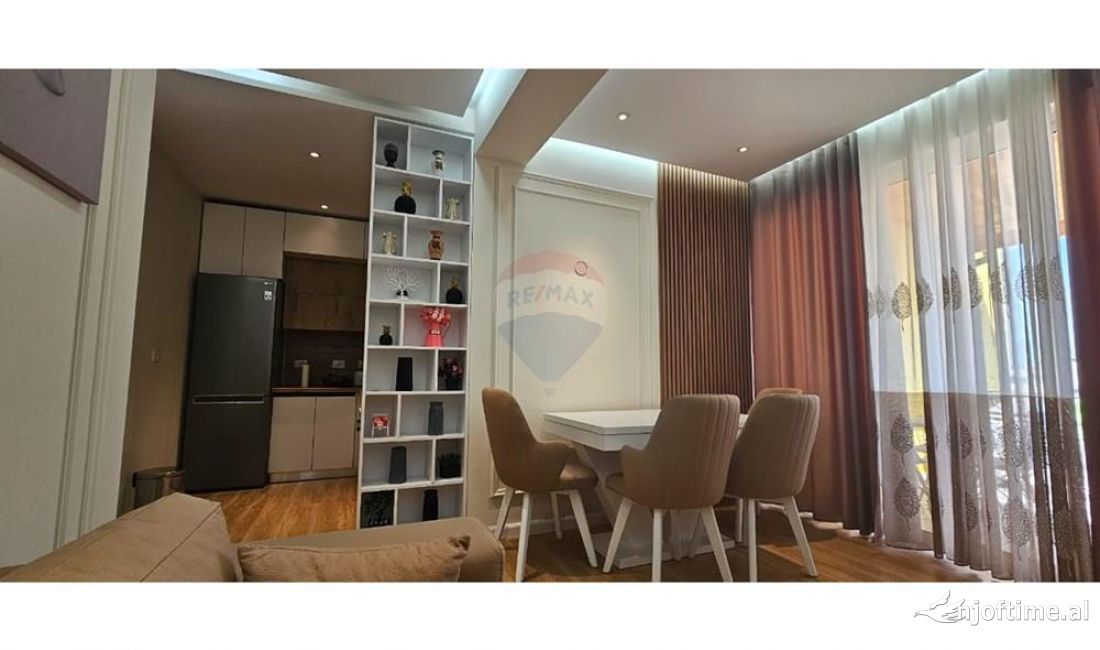 Shtepi me qera Apartament ne Tirane, 1+1, Mobilimi E mobiluar, Pagesa 700  Euro.