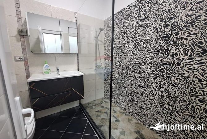 Shtepi me qera 2+1 ne Tirane - 600 Euro