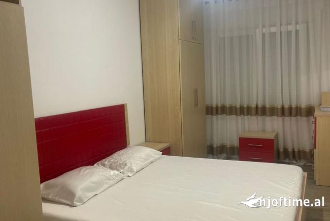 Shtepi me qera 2+1 ne Tirane - 600 Euro