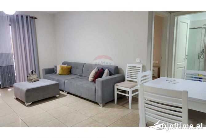 Shtepi me qera 1+1 ne Tirane - 650 Euro