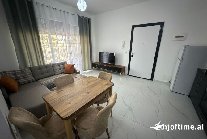 Shtepi me qera 1+1 ne Tirane - 500 Euro