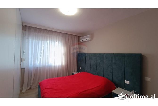Shtepi ne shitje Apartament ne Tirane, 2+1, Mobilimi E mobiluar, Pagesa 215,000  Euro.