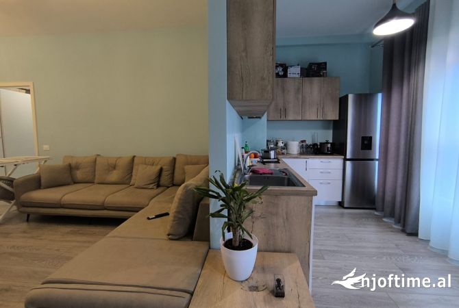 Shtepi ne shitje 2+1 ne Tirane - 155,000 Euro