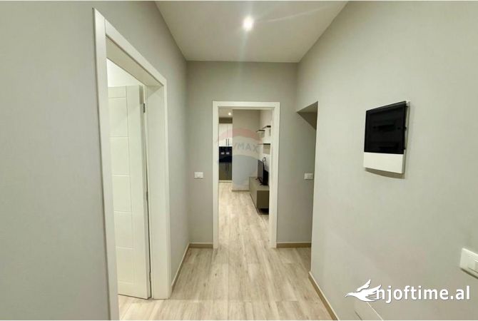 Shtepi me qera Apartament ne Tirane, 2+1, Mobilimi E mobiluar, Pagesa 600  Euro.