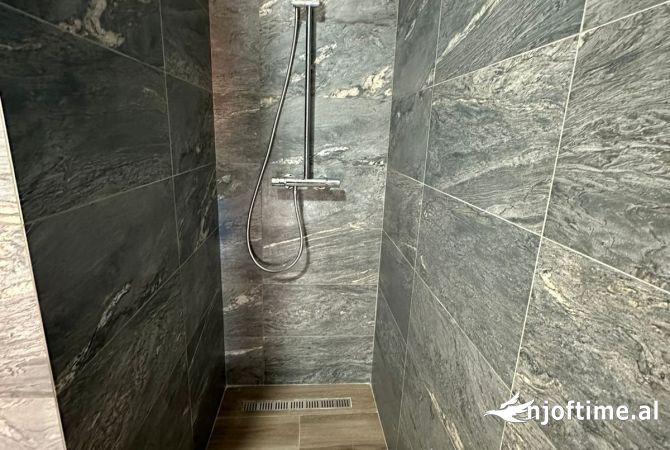 Shtepi me qera 1+1 ne Tirane - 750 Euro