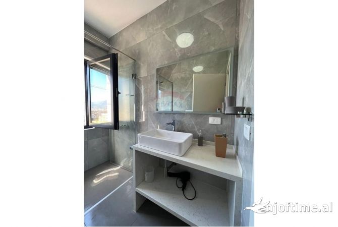 Shtepi me qera 1+1 ne Tirane - 1,050 Euro