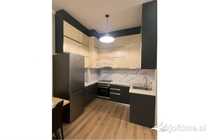 Shtepi me qera 1+1 ne Tirane - 800 Euro