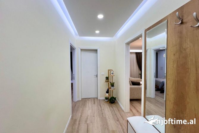 Shtepi me qera Apartament ne Tirane, 1+1, Mobilimi E mobiluar, Pagesa 450  Euro.