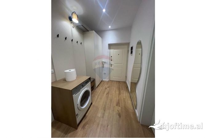 Shtepi me qera Apartament ne Tirane, 2+1, Mobilimi E mobiluar, Pagesa 650  Euro.