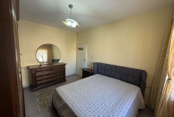Shtepi me qera 2+1 ne Tirane - 550 Euro