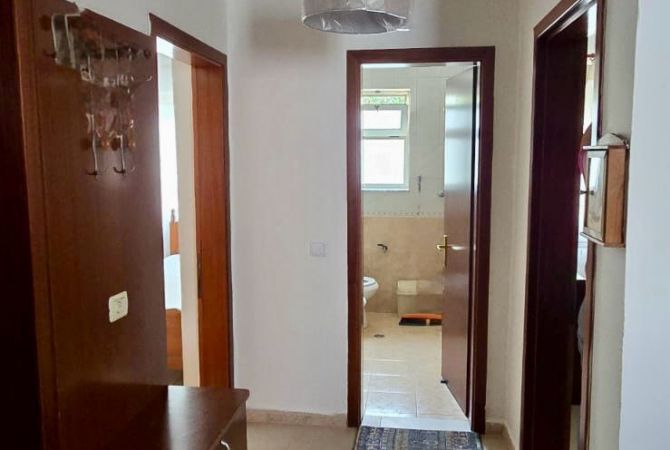 Shtepi me qera 2+1 ne Tirane - 450 Euro