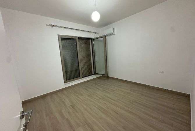 Shtepi me qera 1+1 ne Tirane - 700 Euro