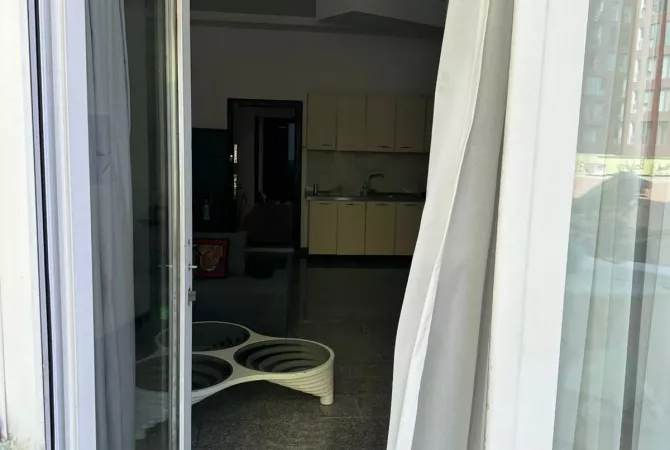 Shtepi me qera 2+1 ne Tirane - 650 Euro